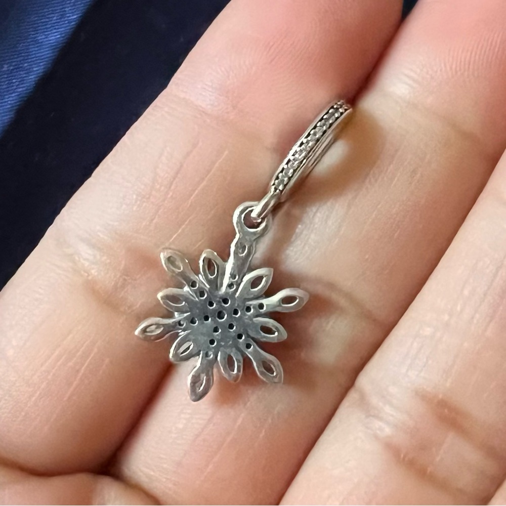 Retired Pandora Crystalized Snowflake Dangle Charm With Clear Cubic Zirconia - Picture 7 of 9